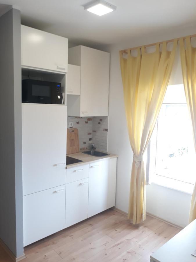 Studio Apartman "Nicole" بولا المظهر الخارجي الصورة